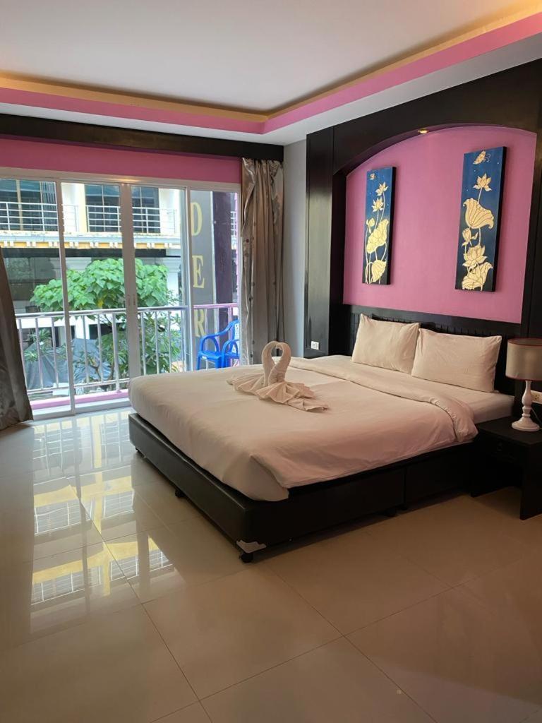 Hotell New Lavender Patong