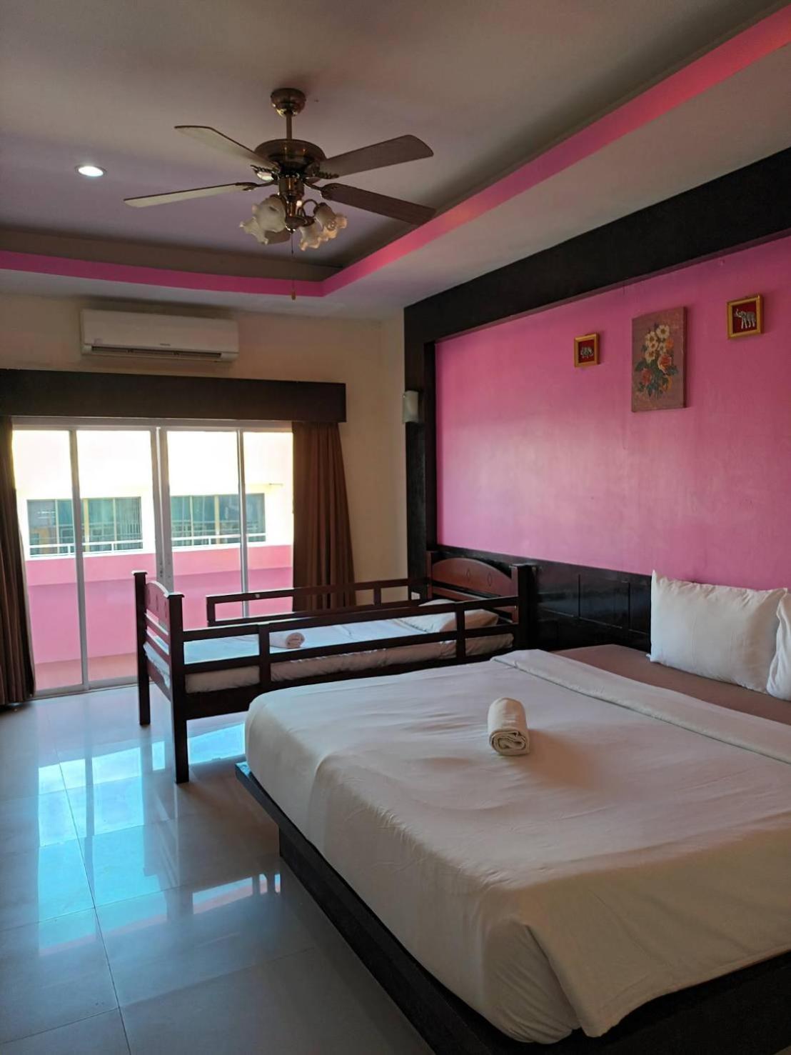 Hotell New Lavender 3*